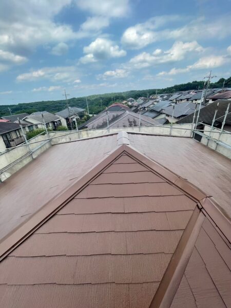 川越市にて屋根塗装〈築32年戸建てのメンテナンス〉の施工後写真